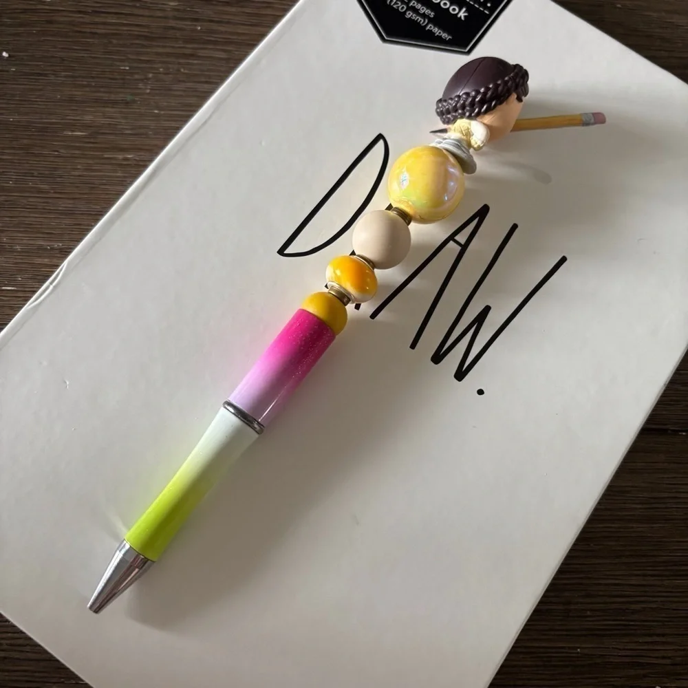 Disney Doorables: Star Wars: Princess Leia handmade beaded pen